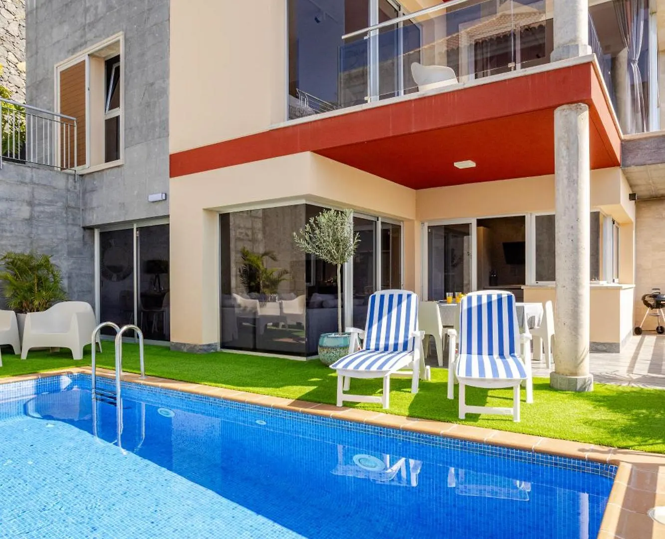 Villa Atlantic Blue - Piscina Privada Climatizada Y Vistas Al Mar location