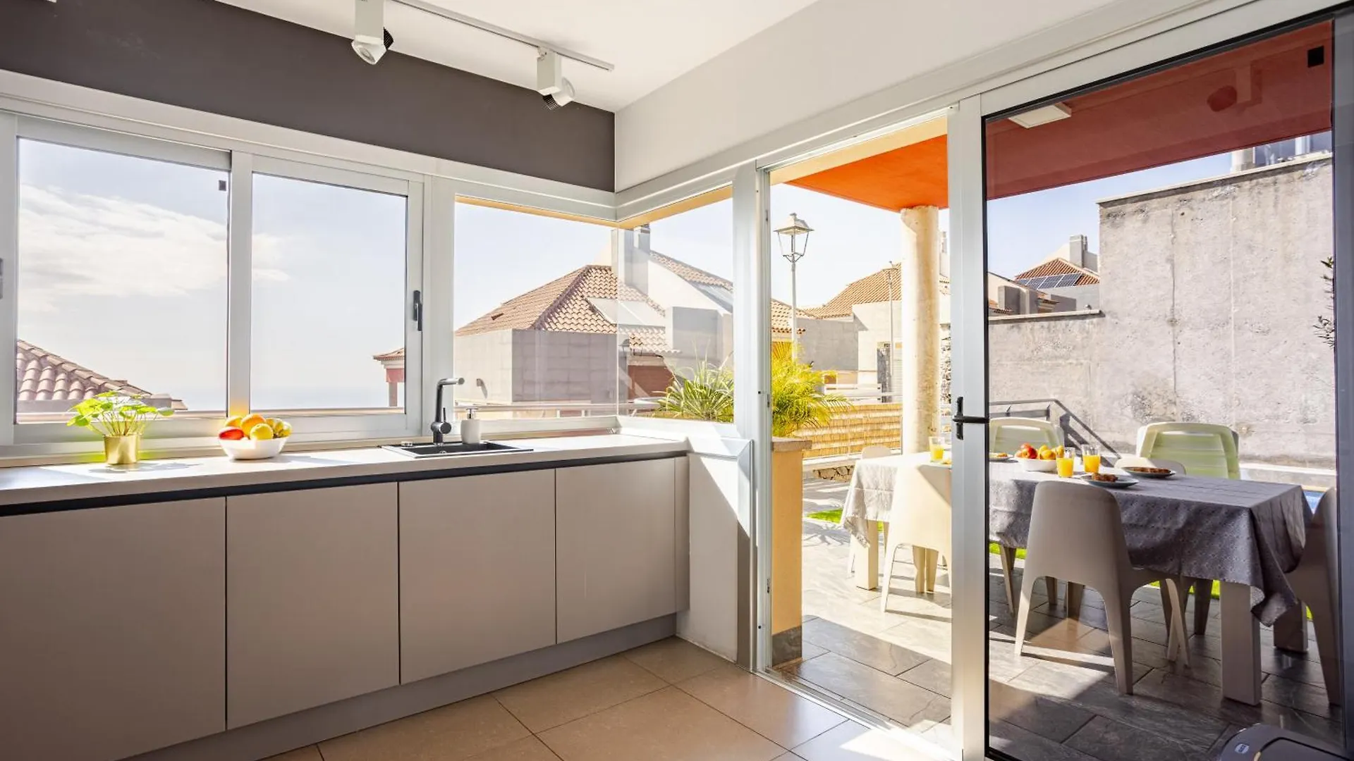 Villa Atlantic Blue - Piscina Privada Climatizada Y Vistas Al Mar Santa Úrsula إسبانيا