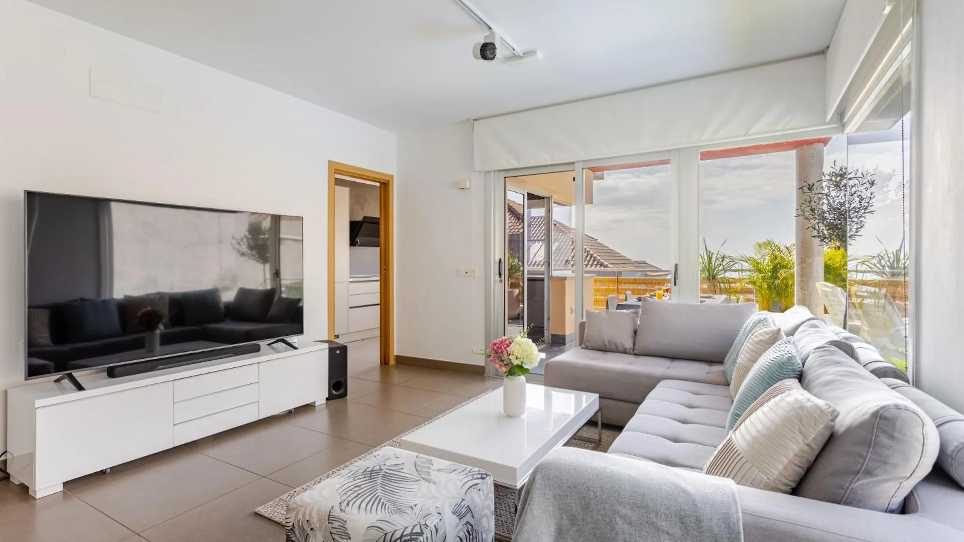 Villa Atlantic Blue - Piscina Privada Climatizada Y Vistas Al Mar Santa Úrsula 0*,  إسبانيا